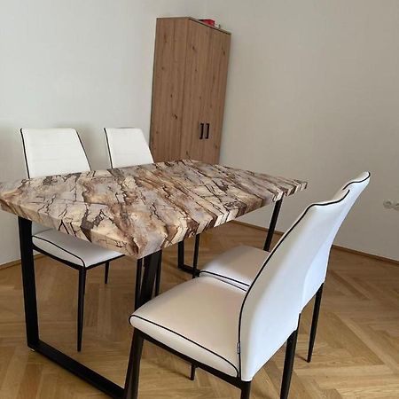 Default Stepahnsplatz Apartment Виена Екстериор снимка