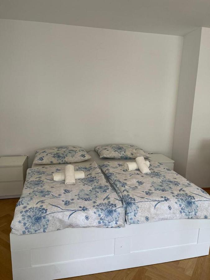 Default Stepahnsplatz Apartment Виена Екстериор снимка