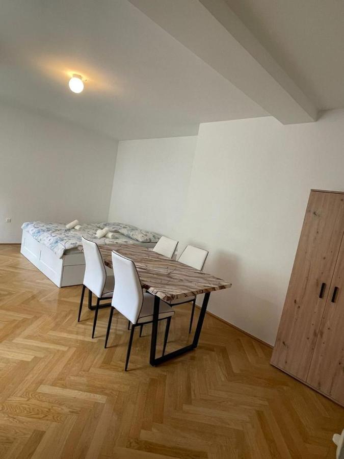Default Stepahnsplatz Apartment Виена Екстериор снимка